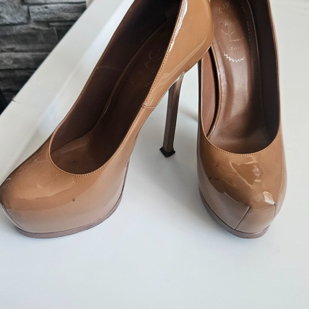Nude YSL pumps - Picture 2 of 6